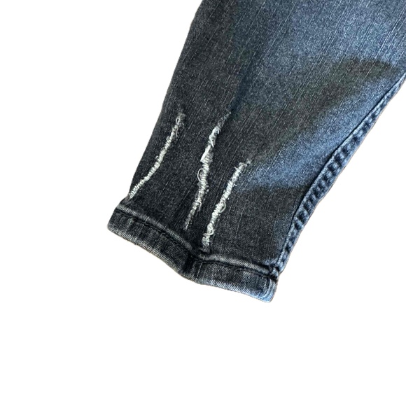 Shein Men's Skinny Jeans Paint Splatter Distressed Dark Wash Size 34 - Picture 4 of 16